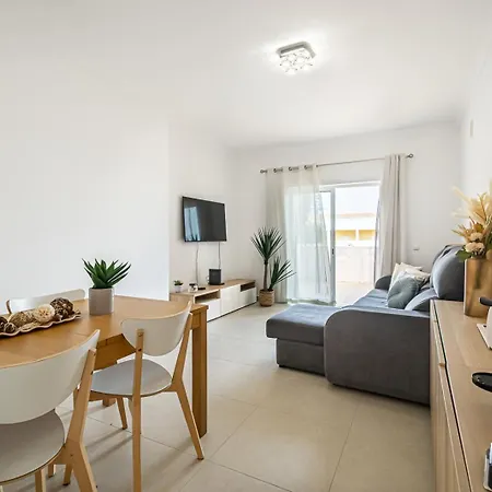 Beguest Summer Breeze In Vale Parra 公寓