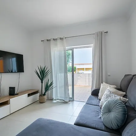 Beguest Summer Breeze In Vale Parra