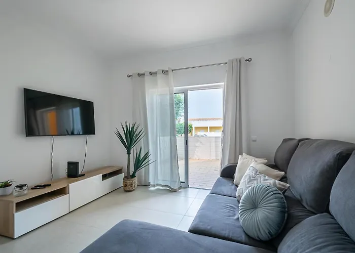 Beguest Summer Breeze In Vale Parra