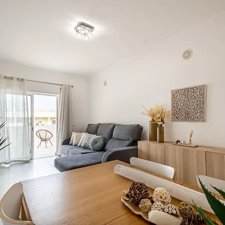 Beguest Summer Breeze In Vale Parra *