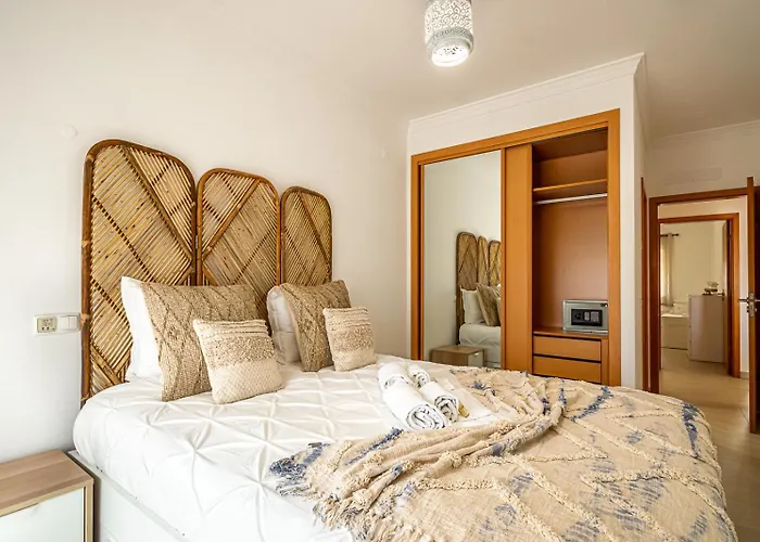Beguest Summer Breeze In Vale Parra *